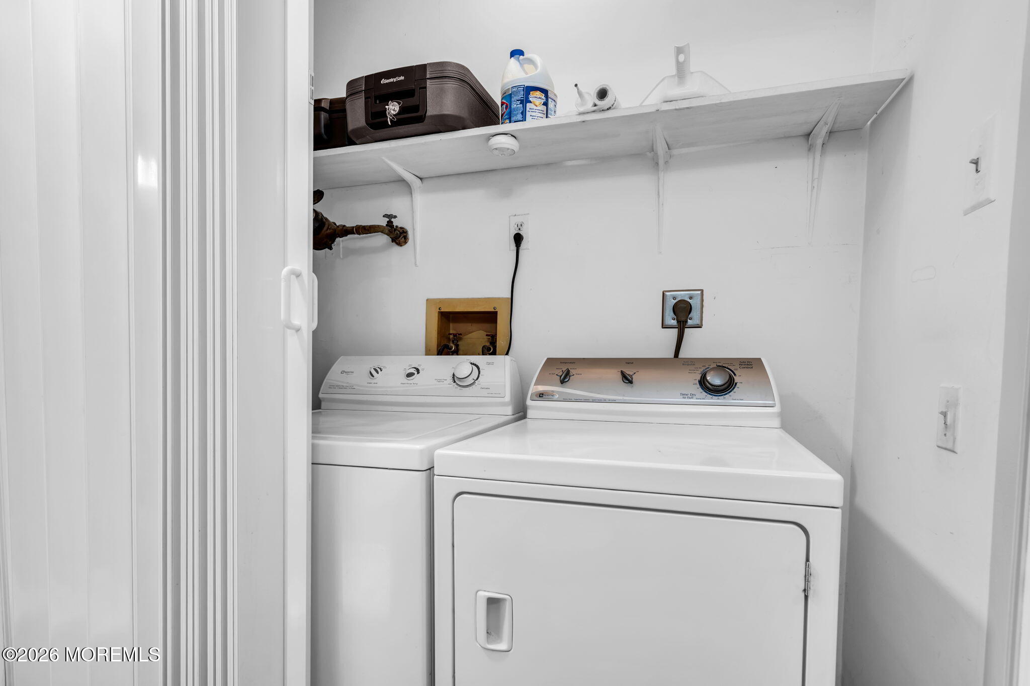 7A Amherst Road, Unit A Whiting, NJ 08759 - Photo 5 of 18 a utility room with dryer and washer
