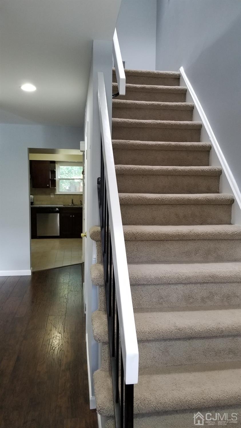 6104 Hana Road Edison, NJ 08817 - Photo 3 of 26