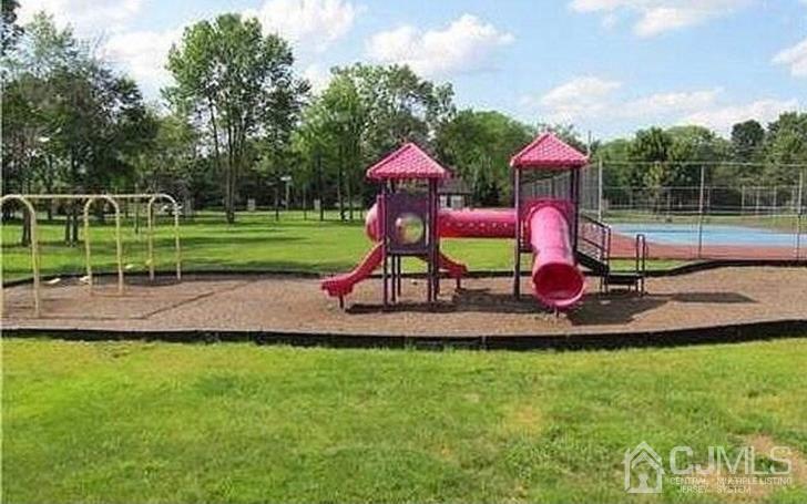 6104 Hana Road Edison, NJ 08817 - Photo 23 of 26