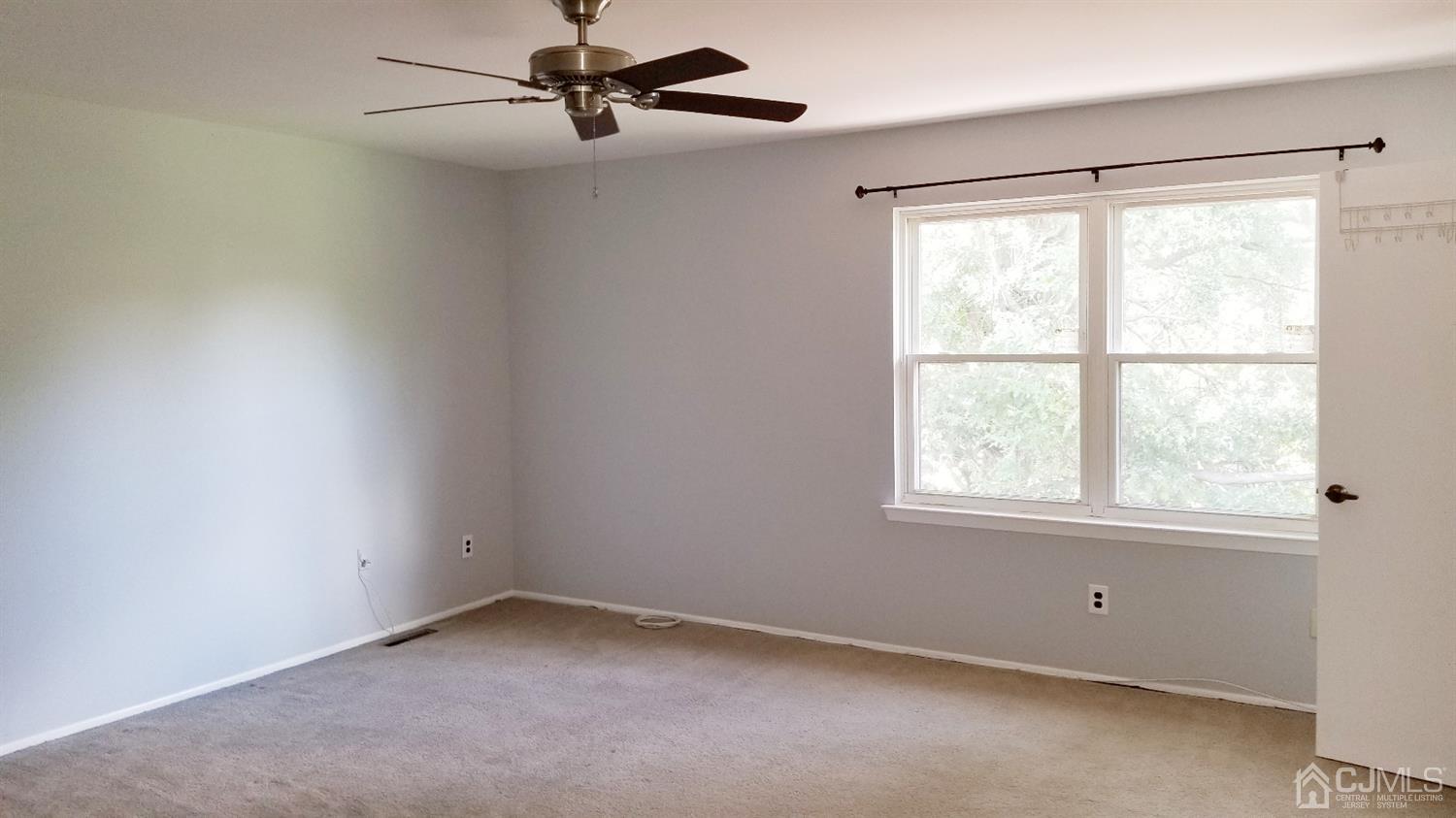 6104 Hana Road Edison, NJ 08817 - Photo 9 of 26