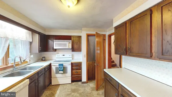 $268,000 | 4549 Georges Run Road, Ridgeley, WV 26753