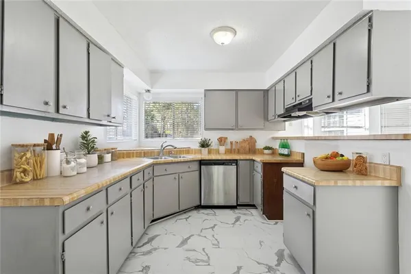 $254,900 | 415 Ridgewood Drive, Mandeville, LA 70471