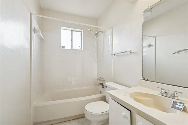 $279,900 | 415 Ridgewood Drive, Mandeville, LA 70471