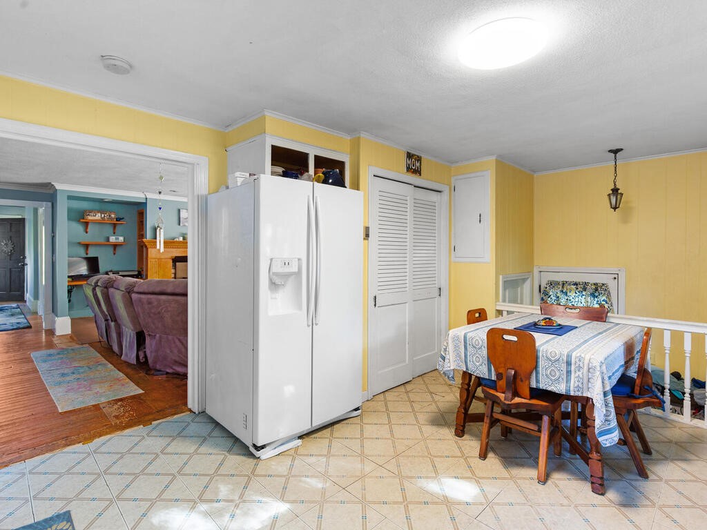70 Harris Street Coventry, RI 02816 - Photo 15 of 36 Gallery Image 15