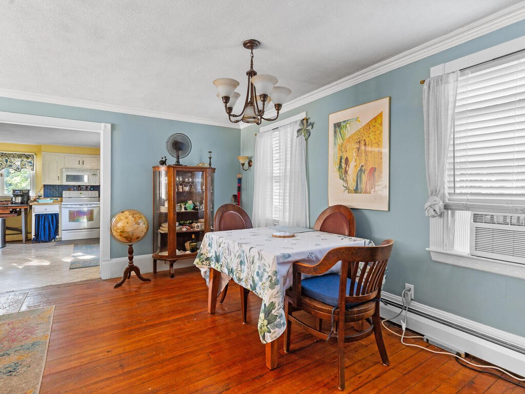 70 Harris Street Coventry, RI 02816 - Photo 8 of 36 Gallery Image 8