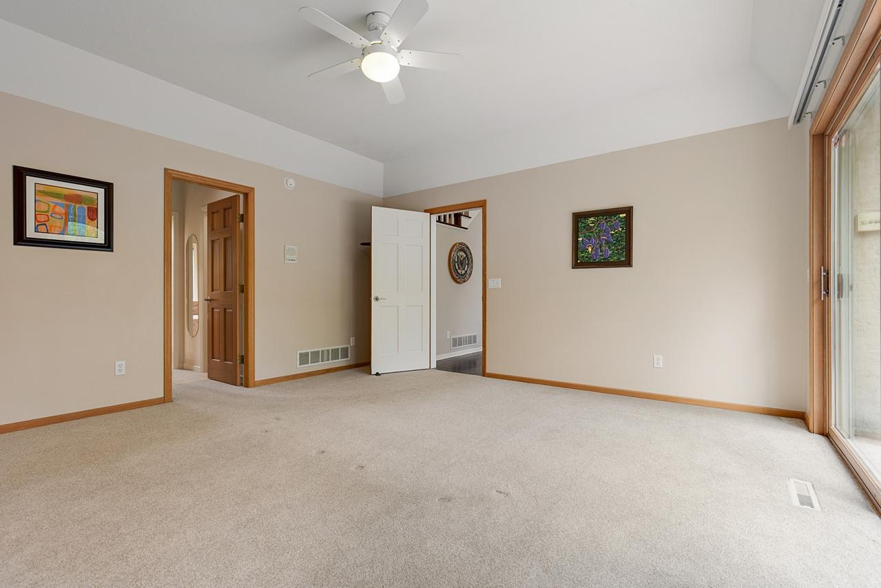 26335 Peach Circle Excelsior, MN 55331 - Photo 24 of 58