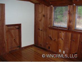 1448 Silvers Mill Road Marshall, NC 28753 - Photo 6 of 12