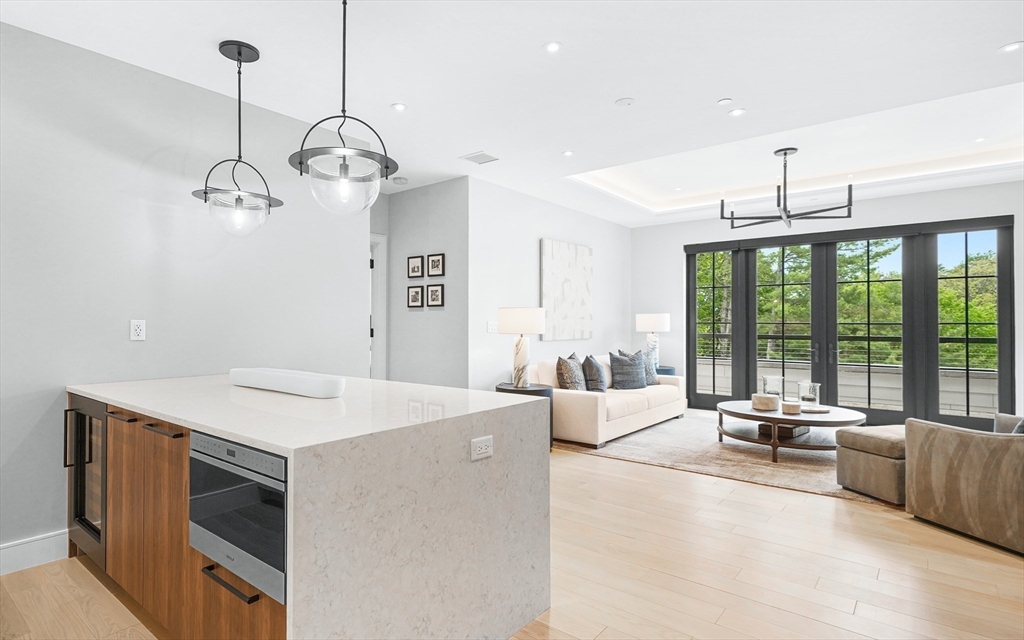 148 Weston Road, Unit 304 Wellesley, MA 02482 - Photo 8 of 33