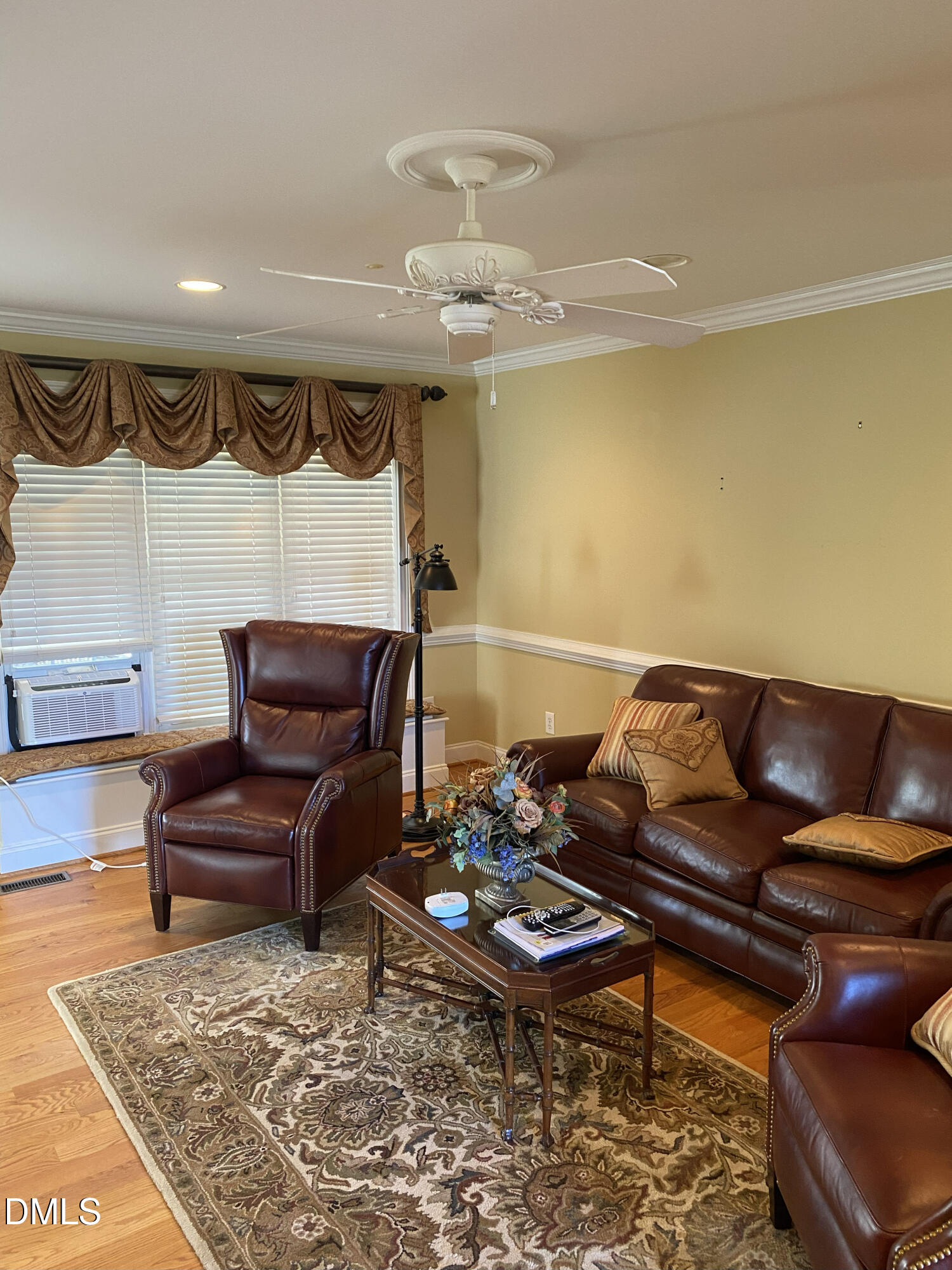 590 Hobson Road Dunn, NC 28334 - Photo 52 of 62 a living room with furniture