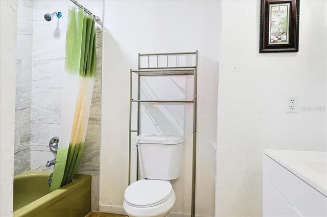 $369,995 | 2244 Menomonee Court, Orlando, FL 32818