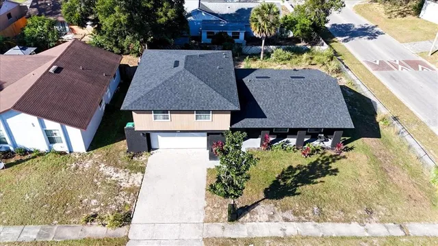 $369,995 | 2244 Menomonee Court, Orlando, FL 32818