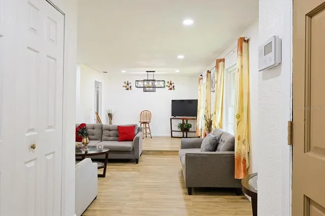 $369,995 | 2244 Menomonee Court, Orlando, FL 32818