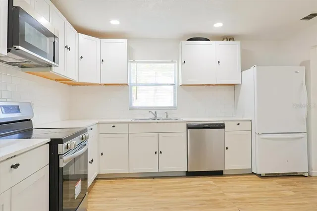 $369,995 | 2244 Menomonee Court, Orlando, FL 32818