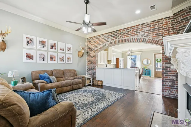 $299,900 | 16929 Benton's Ferry Avenue, Greenwell Springs, LA 70739