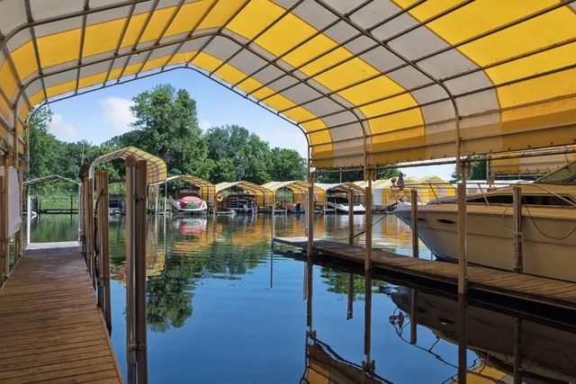 $200,000 | 5440 3 Points Boulevard, Unit 531, Mound, MN 55364