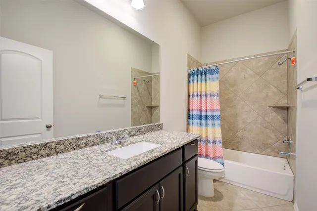 $3,400 | 13520 Mason Canyon Lane, Pearland, TX 77584