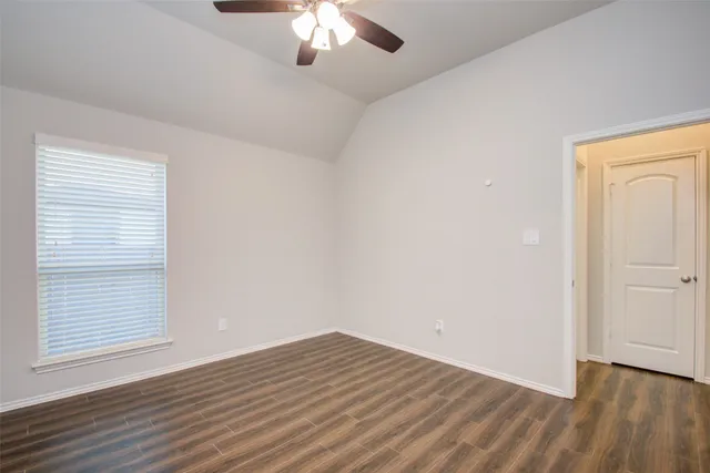 $3,400 | 13520 Mason Canyon Lane, Pearland, TX 77584