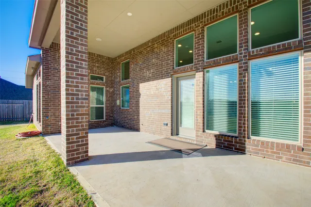 $3,400 | 13520 Mason Canyon Lane, Pearland, TX 77584