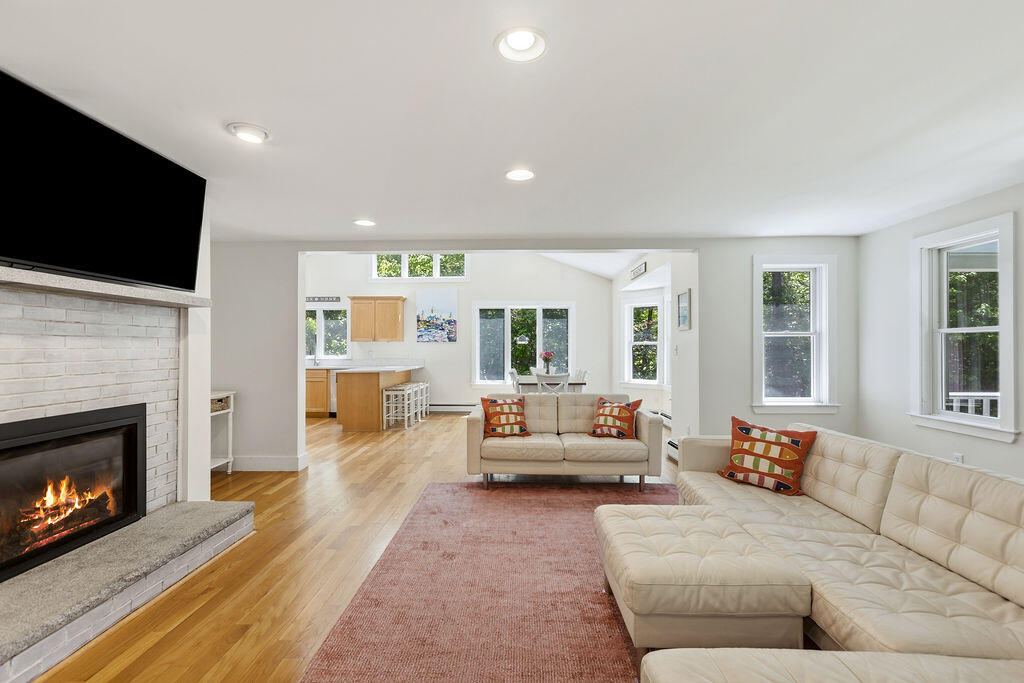 91 Oak Ridge Road Kennebunkport, ME 04046 - Photo 8 of 33 RE_PM_vbenenti_91oakridgekennebunkport_r