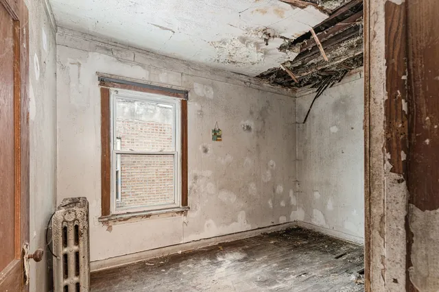 $184,700 | 4920 West Cortez Street, Chicago, IL 60651