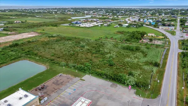 $459,888 | 2250 Farm To Market Road 517, Dickinson, TX 77539