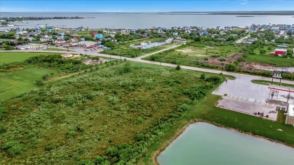 $459,888 | 2250 Farm To Market Road 517, Dickinson, TX 77539