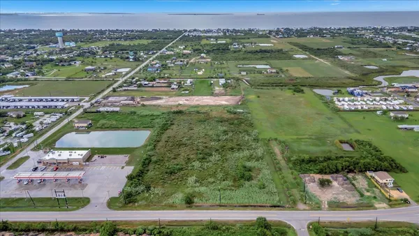 $459,888 | 2250 Farm To Market Road 517, Dickinson, TX 77539