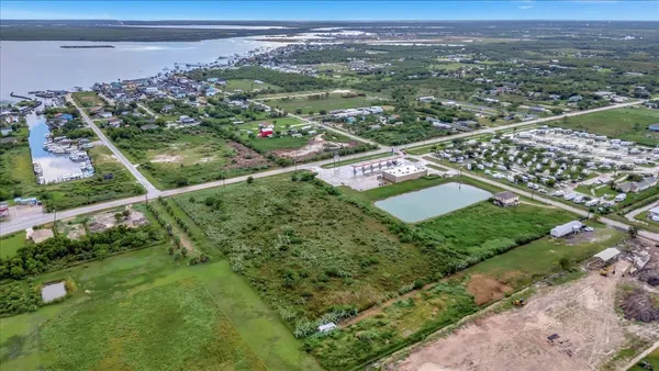 $459,888 | 2250 Farm To Market Road 517, Dickinson, TX 77539