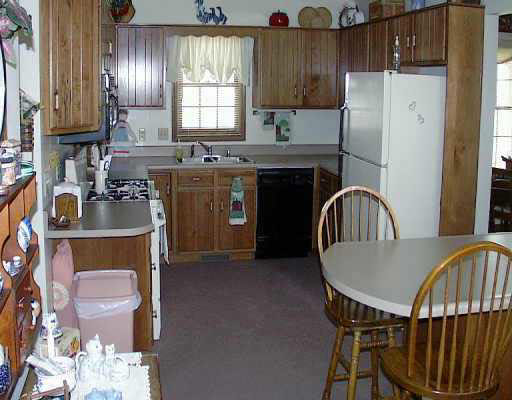 10627 Eby Road Fort Wayne, IN 46835 - Photo 3 of 4