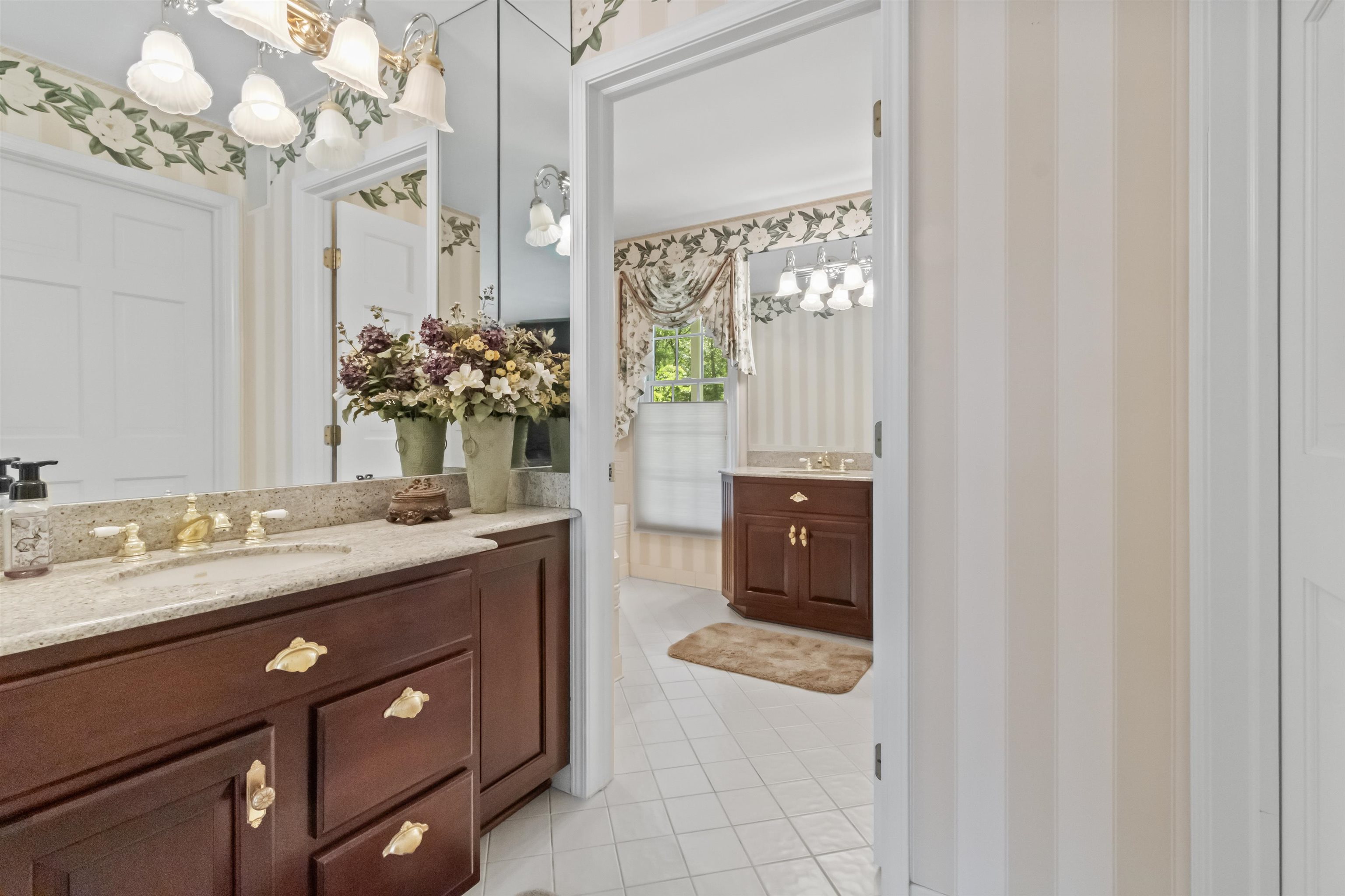 70500 Carnegie Lane Romeo, MI 48065 - Photo 33 of 53 50143211-ec9a83c7-0441-4440-8204-bc02e03e2fe2.JPG