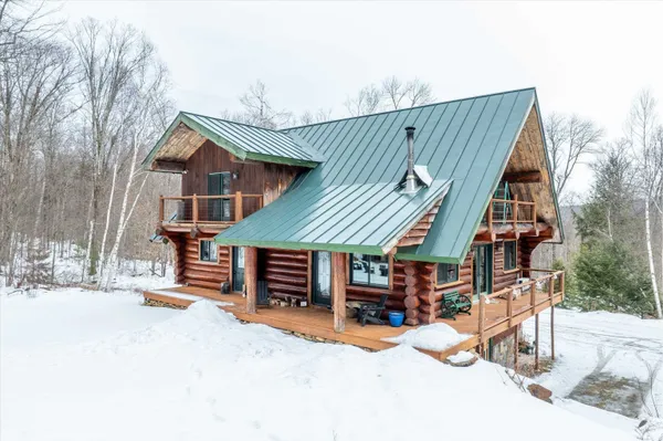 $899,999 | 660 Patch Hill Road, Mount Holly, VT 05730