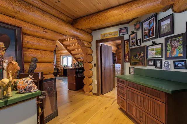 $899,999 | 660 Patch Hill Road, Mount Holly, VT 05730