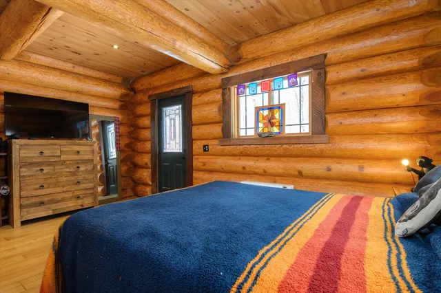 $899,999 | 660 Patch Hill Road, Mount Holly, VT 05730