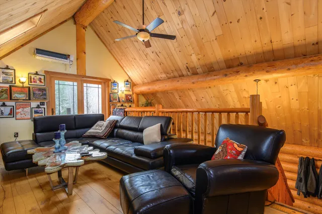 $899,999 | 660 Patch Hill Road, Mount Holly, VT 05730