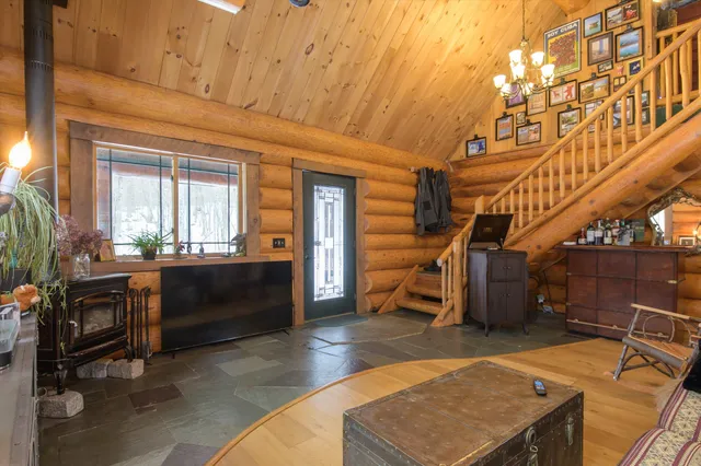 $899,999 | 660 Patch Hill Road, Mount Holly, VT 05730