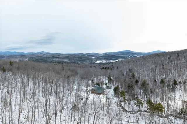 $899,999 | 660 Patch Hill Road, Mount Holly, VT 05730