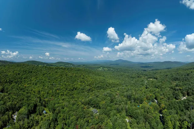 $899,999 | 660 Patch Hill Road, Mount Holly, VT 05730