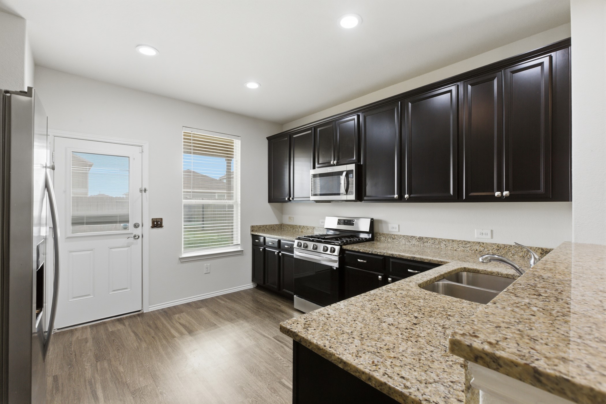 5718 Savanna Pasture Road Katy, TX 77493 - Photo 5 of 45