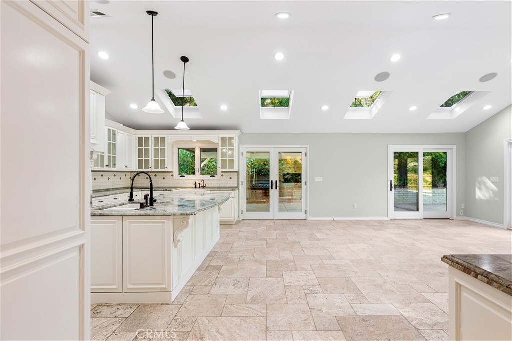 4421 Rochelle Place Encino, CA 91316 - Photo 20 of 73