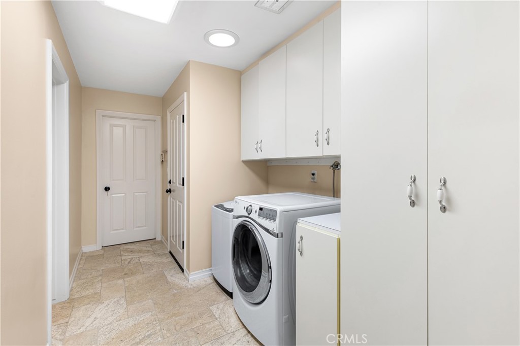4421 Rochelle Place Encino, CA 91316 - Photo 35 of 73