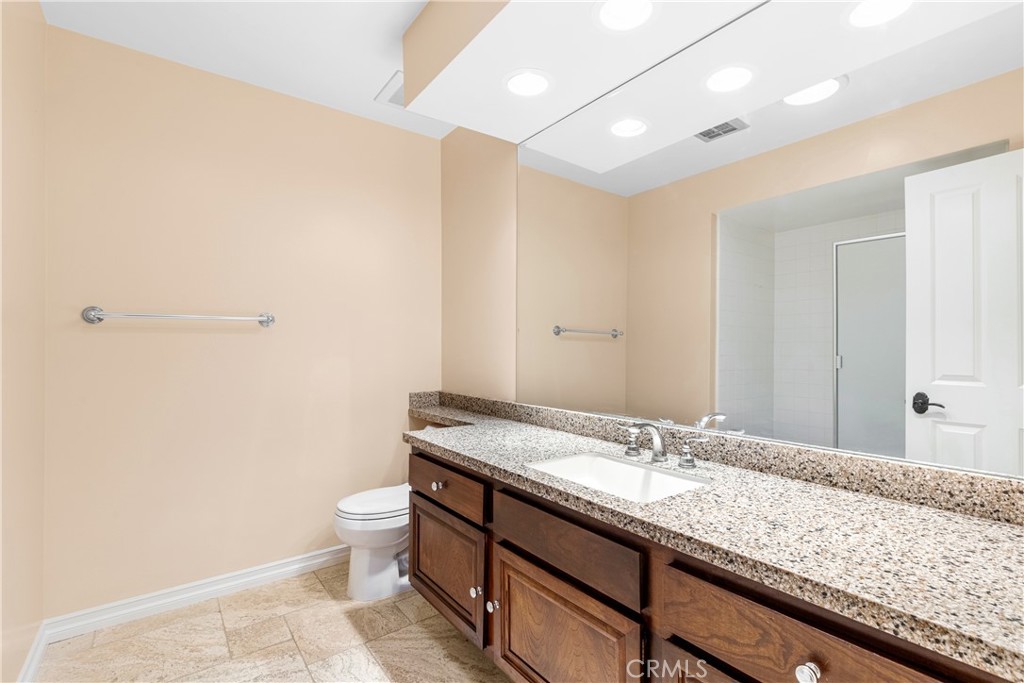 4421 Rochelle Place Encino, CA 91316 - Photo 37 of 73