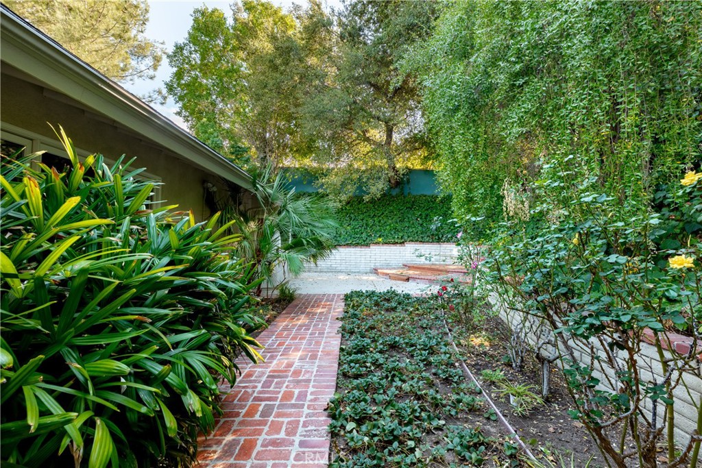 4421 Rochelle Place Encino, CA 91316 - Photo 72 of 73