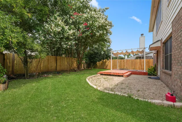 $2,200 | 17502 South Summit Canyon Drive, Houston, TX 77095