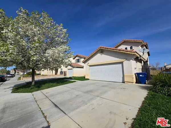 $619,000 | 3273 West Ave J 10, Lancaster, CA 93536