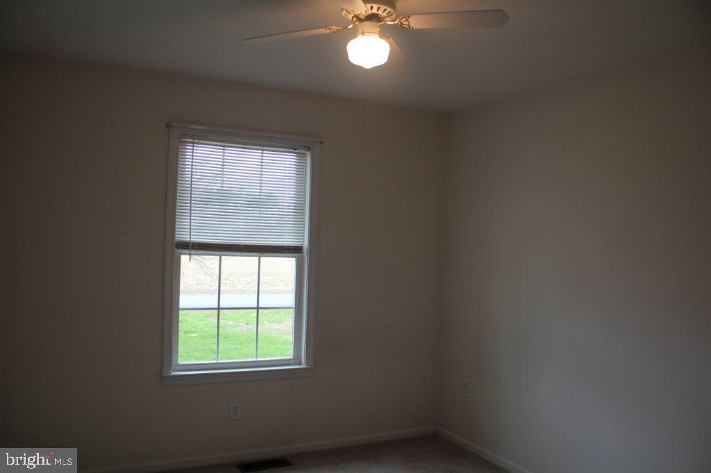 35379 Wango Road Pittsville, MD 21850 - Photo 21 of 39 1st bedroom