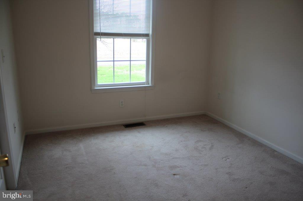 35379 Wango Road Pittsville, MD 21850 - Photo 22 of 39 1st bedroom