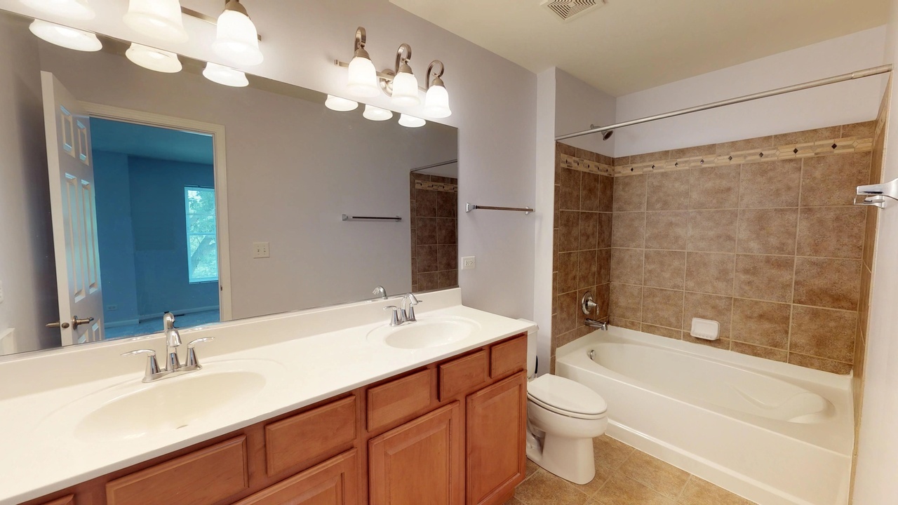 2102 South Crambourne Way Arlington Heights, IL 60005 - Photo 22 of 25