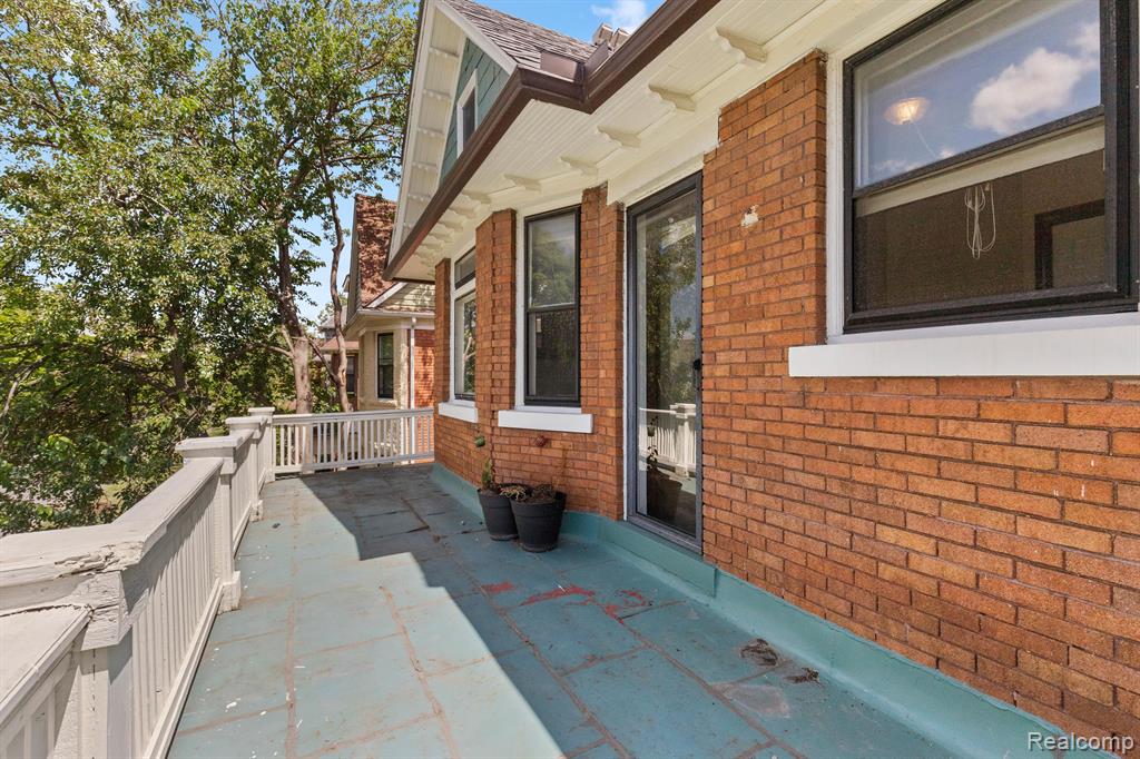 739 Delaware Street Detroit, MI 48202 - Photo 27 of 70