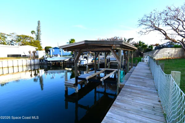 $3,800 | 405 Sparrow Drive, Satellite Beach, FL 32937