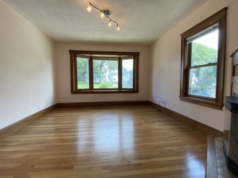 24 Sunset Hill Road, Unit 2 Boston, MA 02132 - Photo 9 of 27